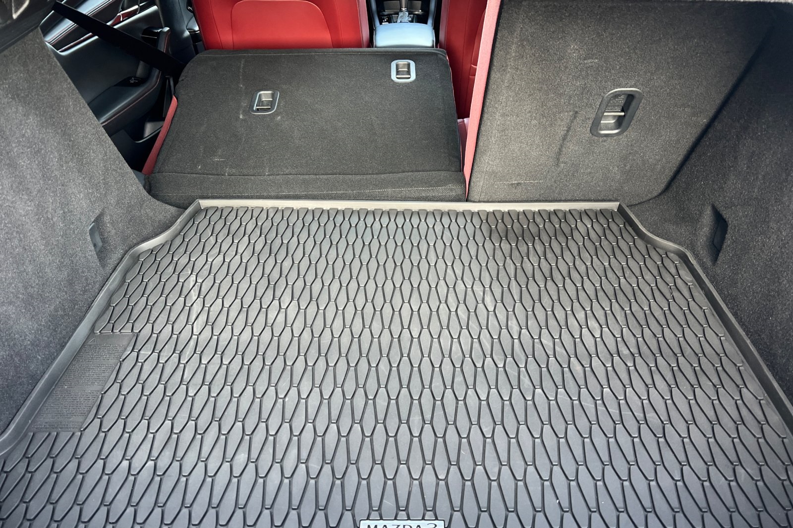 2024 Mazda Mazda3 2.5 s Carbon photo 16