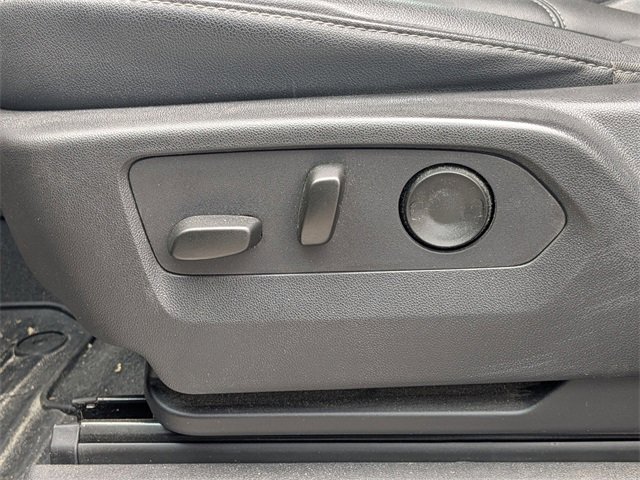 2024 Chevrolet Silverado 1500 RST photo 18