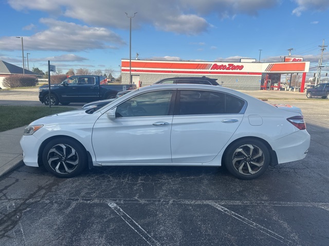 2016 Honda Accord EX-L photo 3