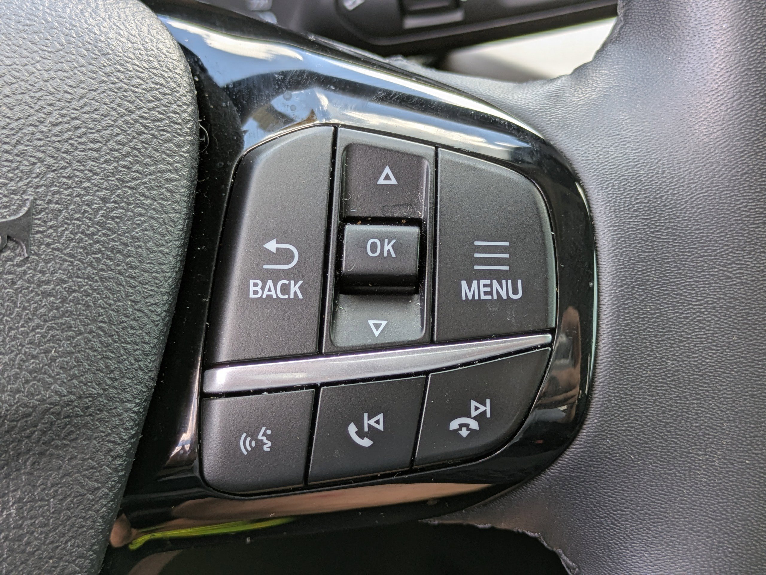 2022 Ford Escape SEL photo 19