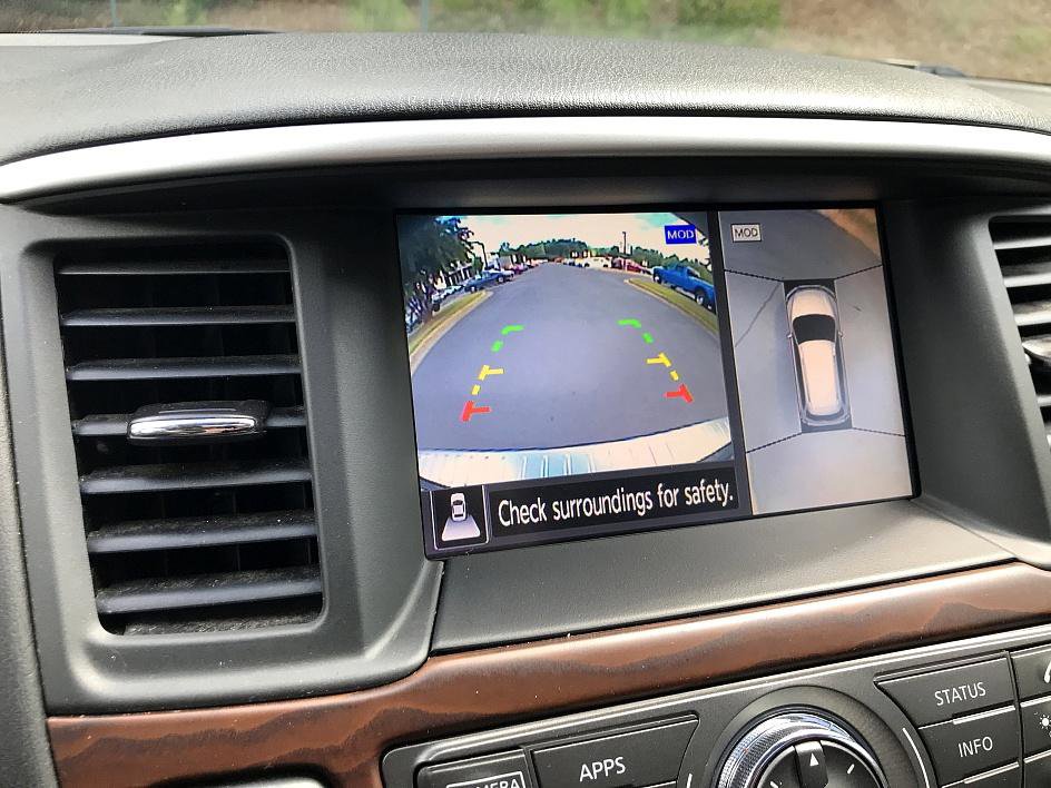 2020 Nissan Pathfinder Platinum photo 20