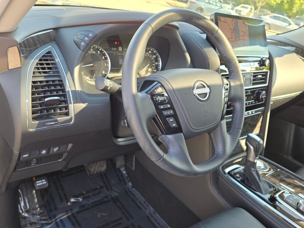 2024 Nissan Armada Platinum photo 19