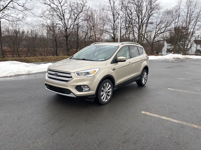 2018 Ford Escape Titanium's photo