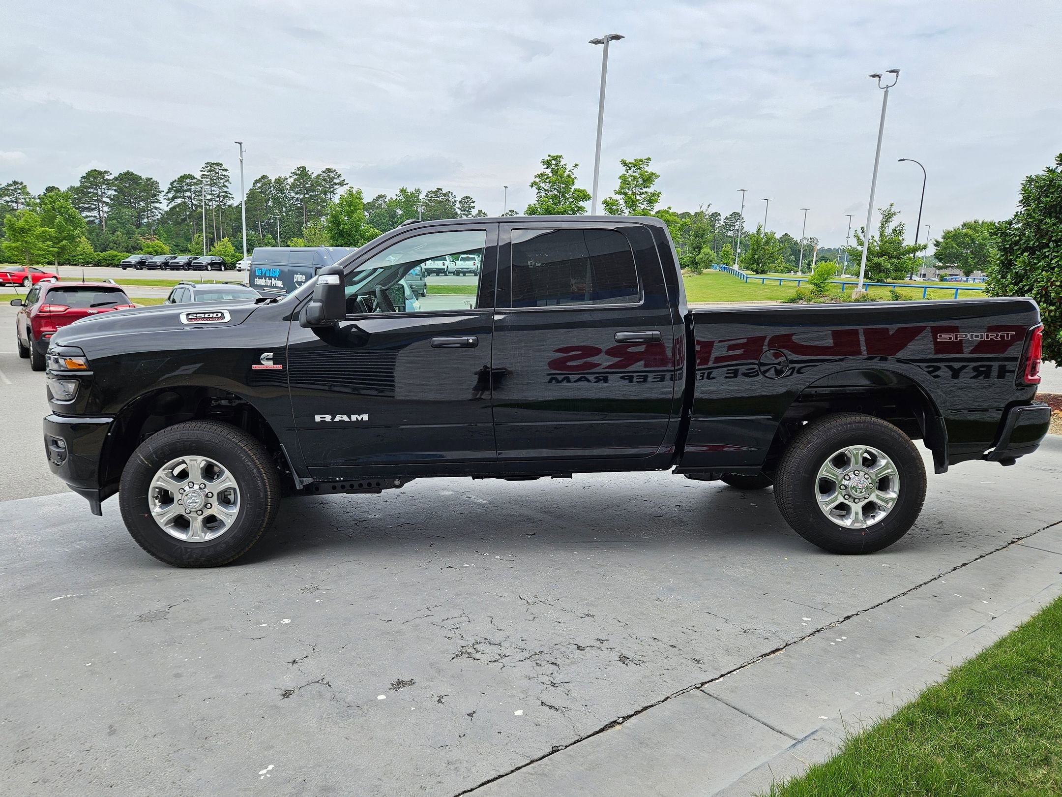 2025 Ram 2500 Big Horn photo 4