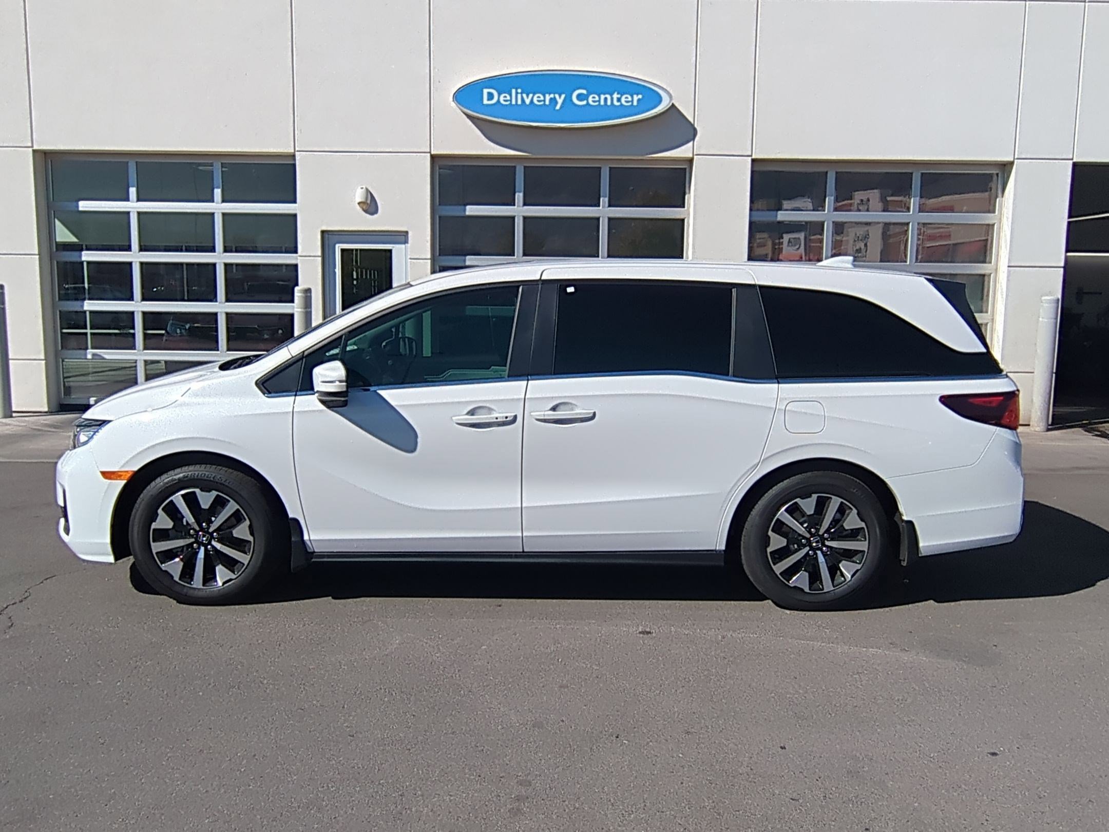2026 Honda Odyssey EX-L photo 6