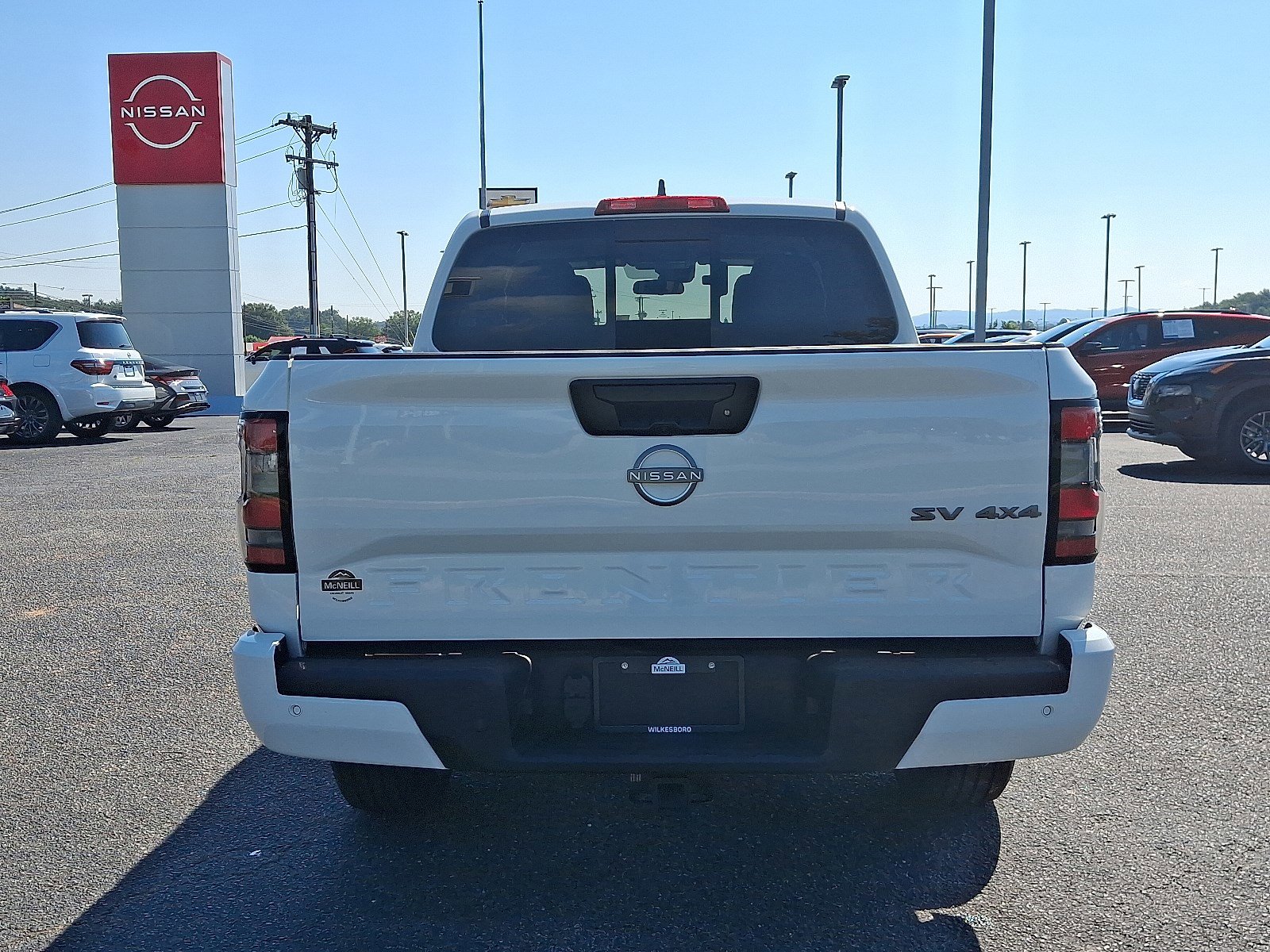 2024 Nissan Frontier SV photo 5