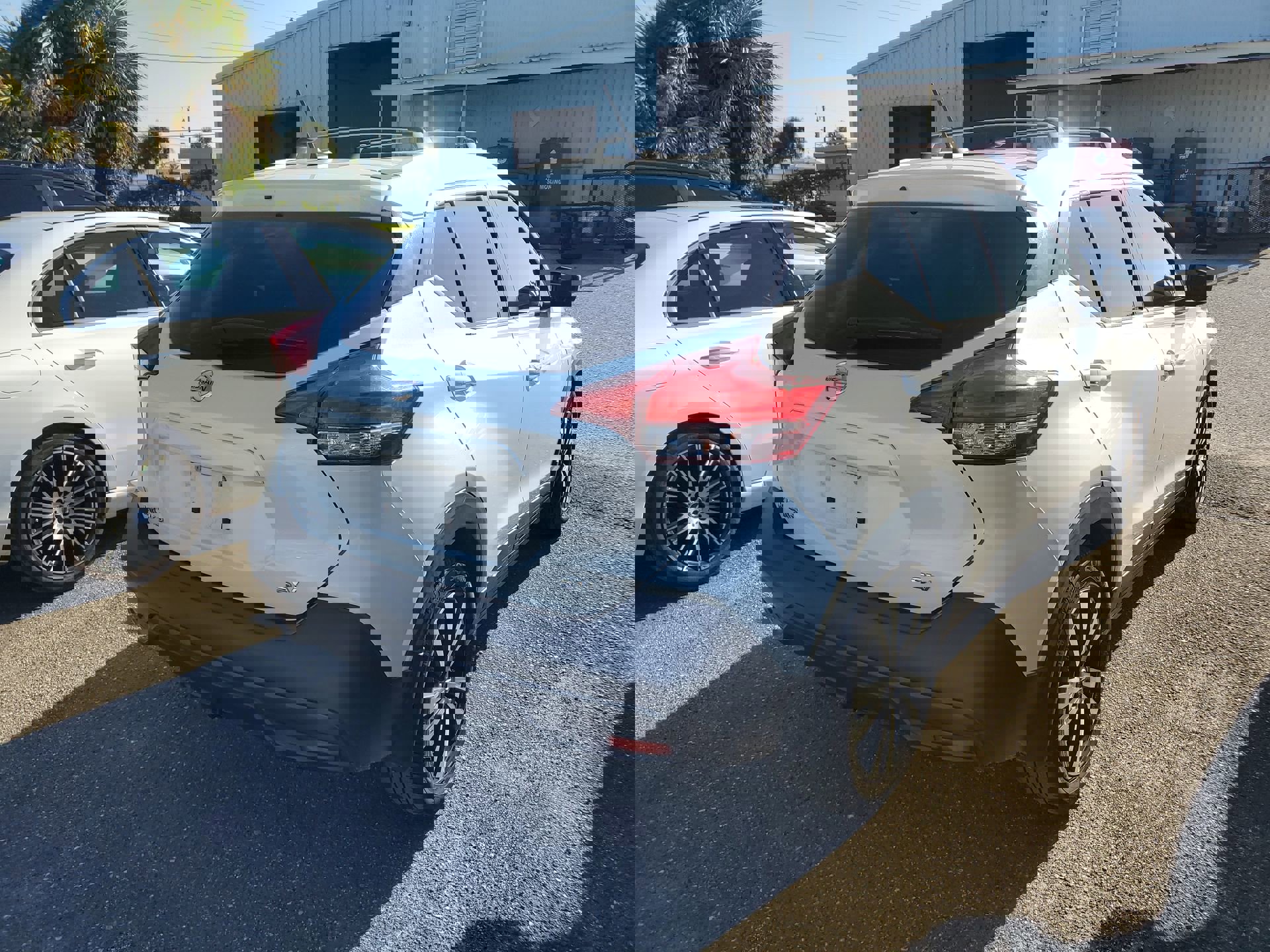 2019 Nissan Kicks SV photo 4