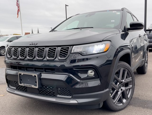 2026 Jeep Compass Limited Altitude's photo