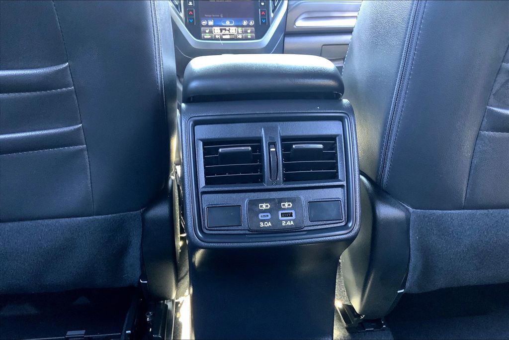 2025 Subaru Forester Premium photo 33