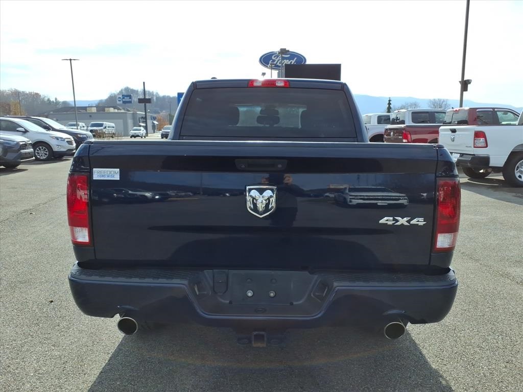 2016 Ram 1500 Express photo 4