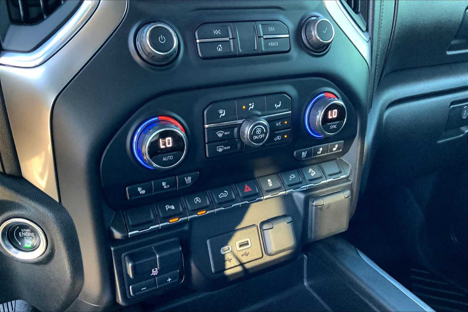 2021 Chevrolet Silverado 1500 LTZ photo 29
