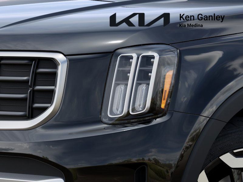 2025 Kia Telluride S photo 8