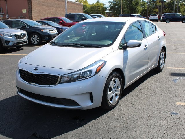 2018 Kia Forte LX S EX photo 2