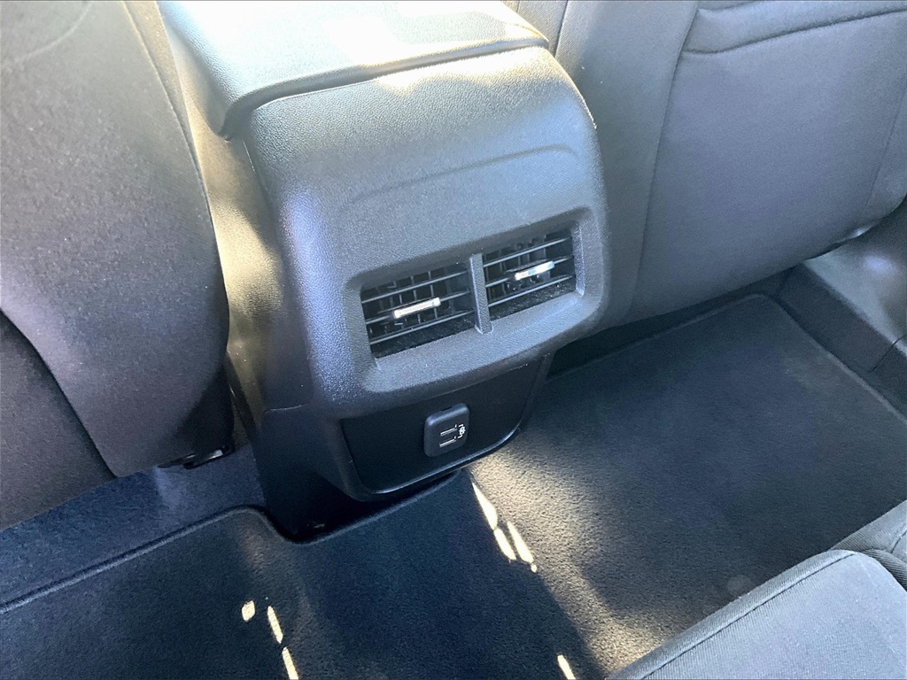 2019 Chevrolet Equinox LS photo 25