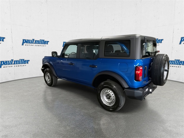 2025 Ford Bronco Base photo 8