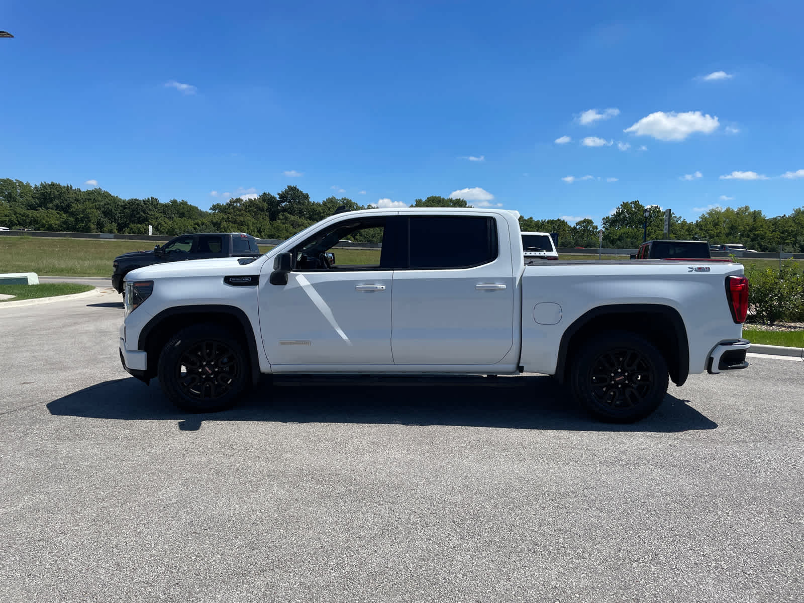 2022 Gmc Sierra 1500 Elevation photo 5