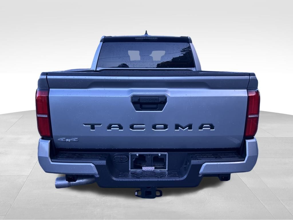 2025 Toyota Tacoma SR5 4x4 Double Cab photo 4