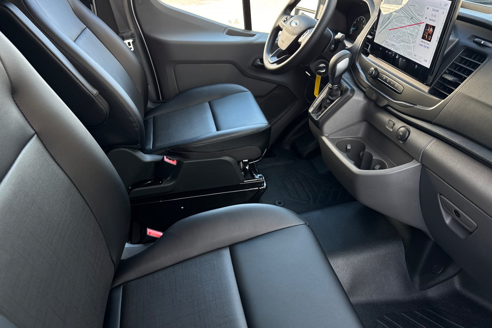 2024 Ford Transit Cargo Van photo 12