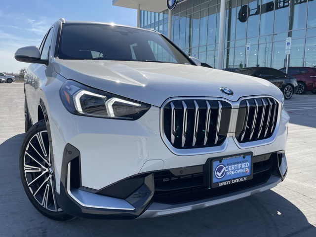 2026 BMW X1 28i's photo
