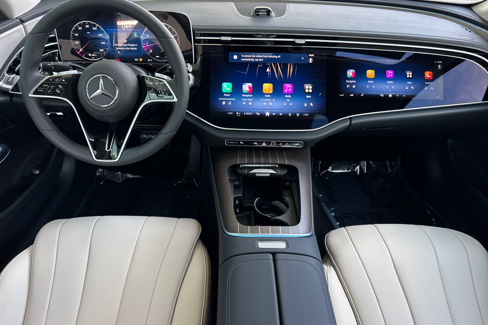 2025 Mercedes Benz E 350 Sedan photo 2