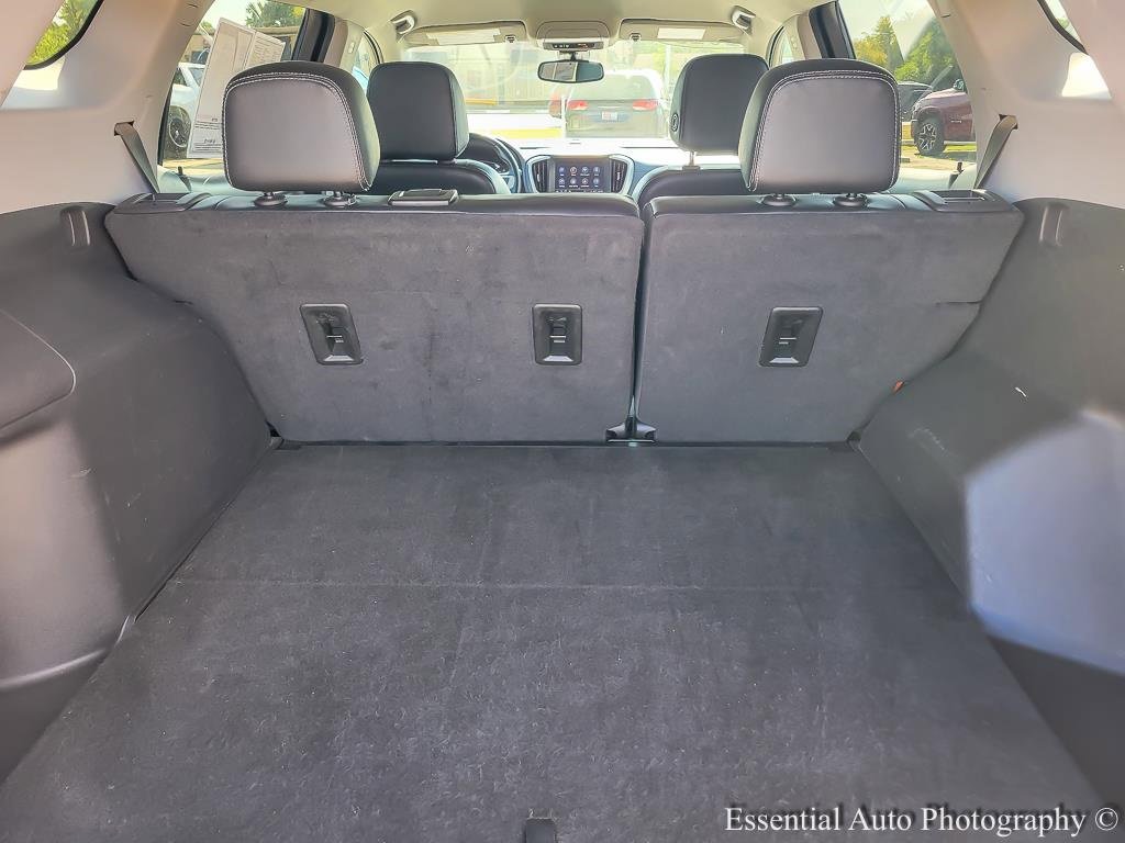 2023 GMC TERRAIN - Image 19