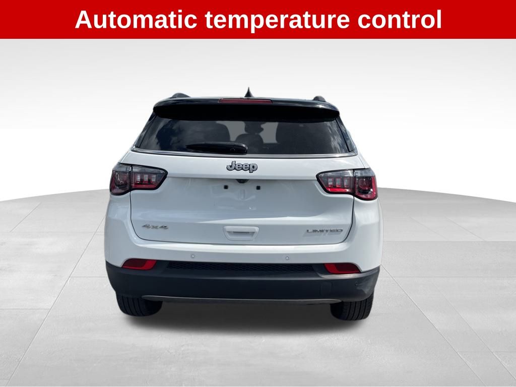 2024 Jeep Compass Limited photo 4
