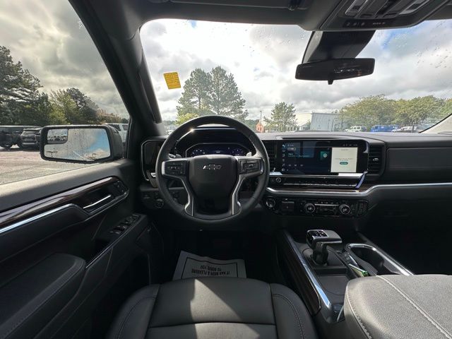 2025 Chevrolet Silverado 1500 LT Trail Boss photo 14