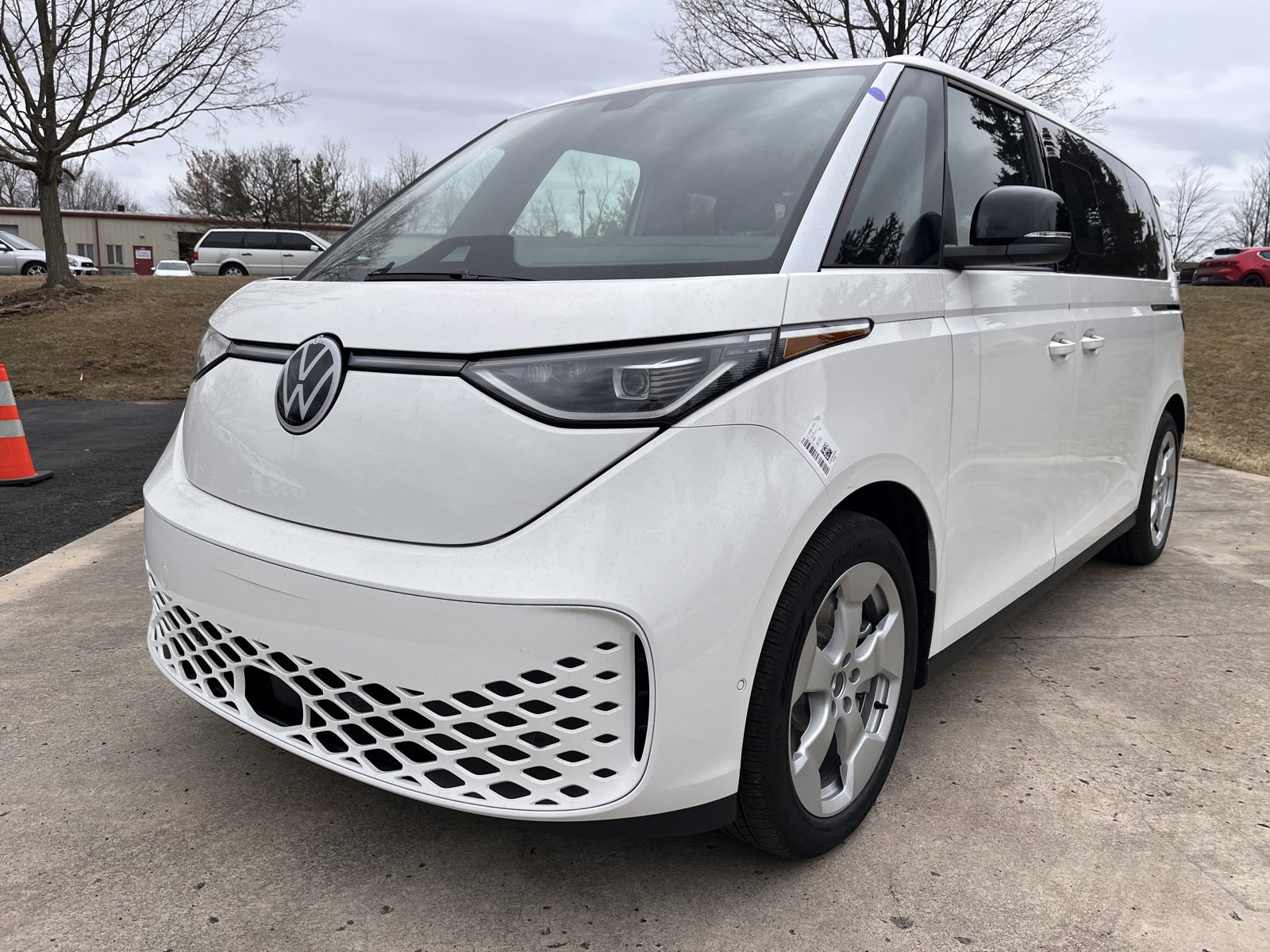 2025 Volkswagen ID. Buzz Pro S photo 13