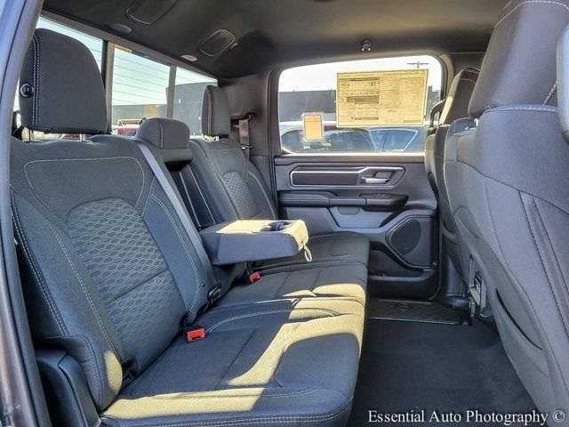 2025 RAM 1500 - Image 32