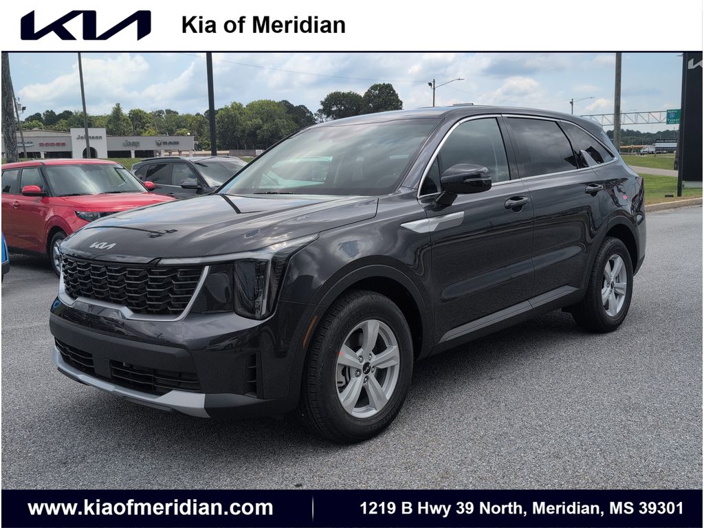 2025 Kia Sorento LX's photo
