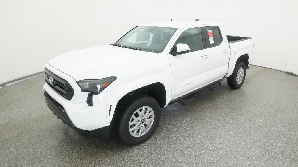 2025 Toyota Tacoma SR5's photo