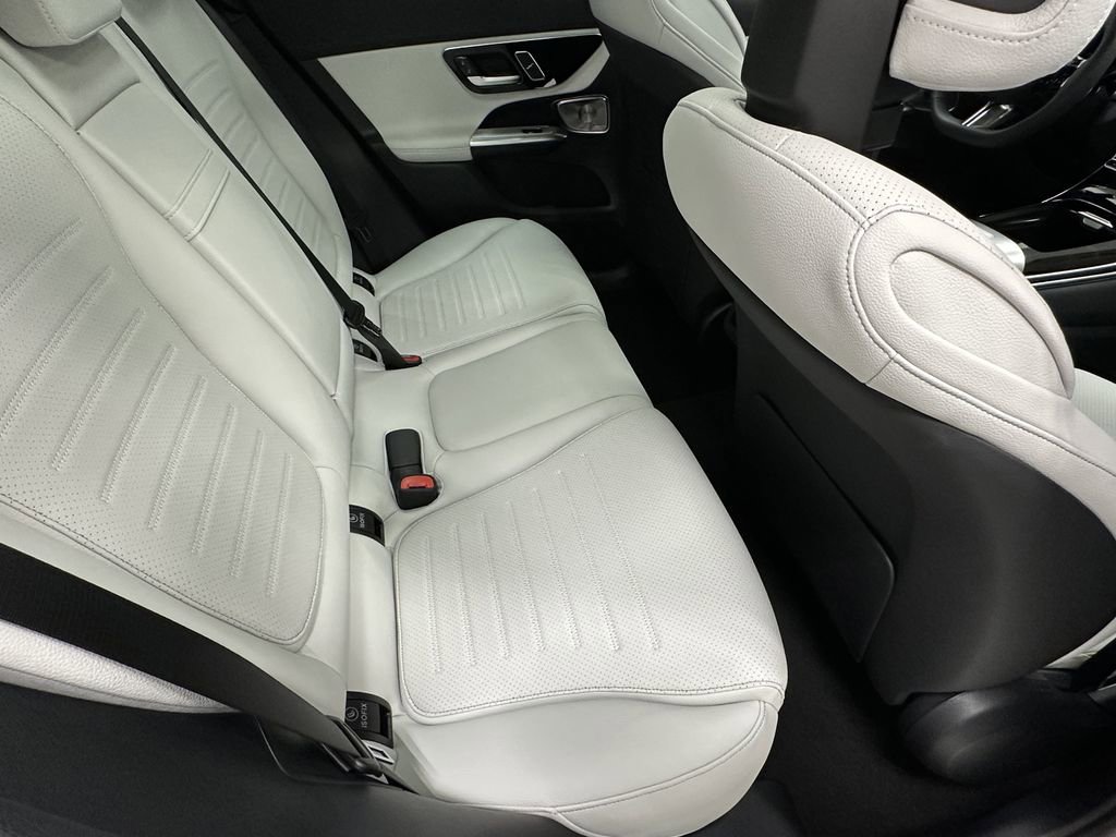 2026 Mercedes Benz GLC 350e 4MATIC photo 15