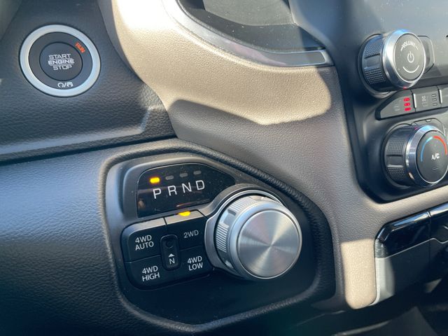 2019 RAM 1500 - Image 15