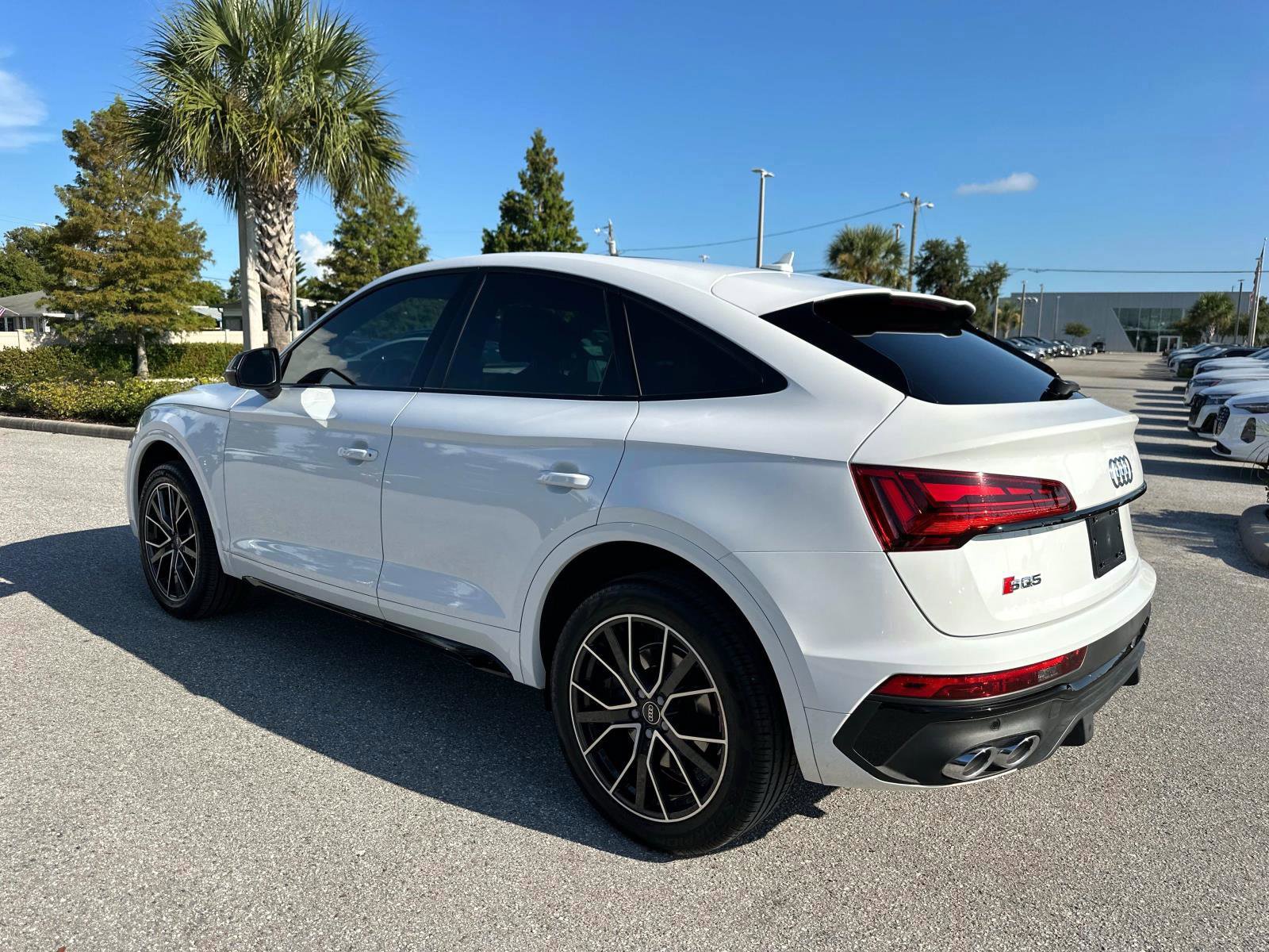 2023 Audi SQ5 Premium Plus photo 5