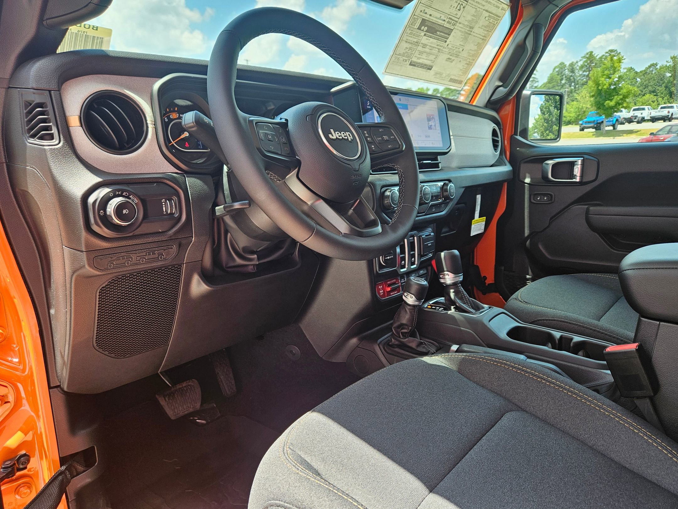 2025 Jeep Wrangler Willys photo 9