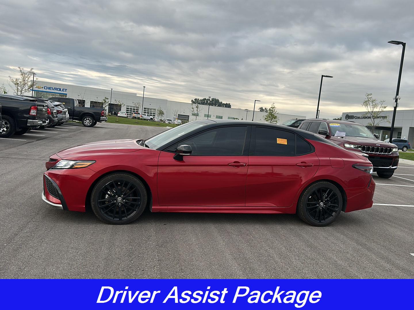 2024 Toyota Camry XSE V6 photo 2