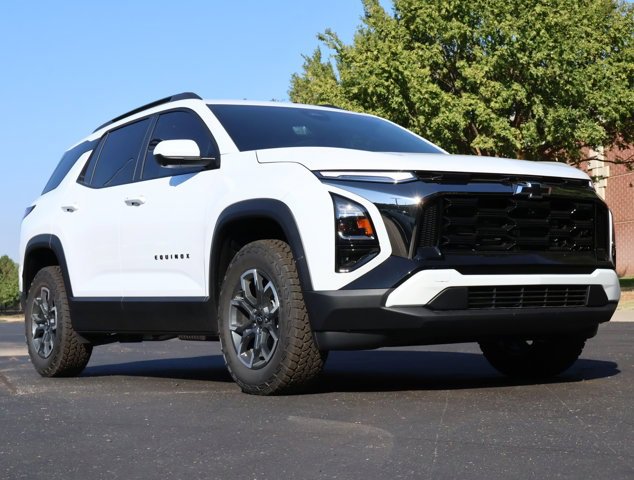 2026 Chevrolet Equinox ACTIV's photo
