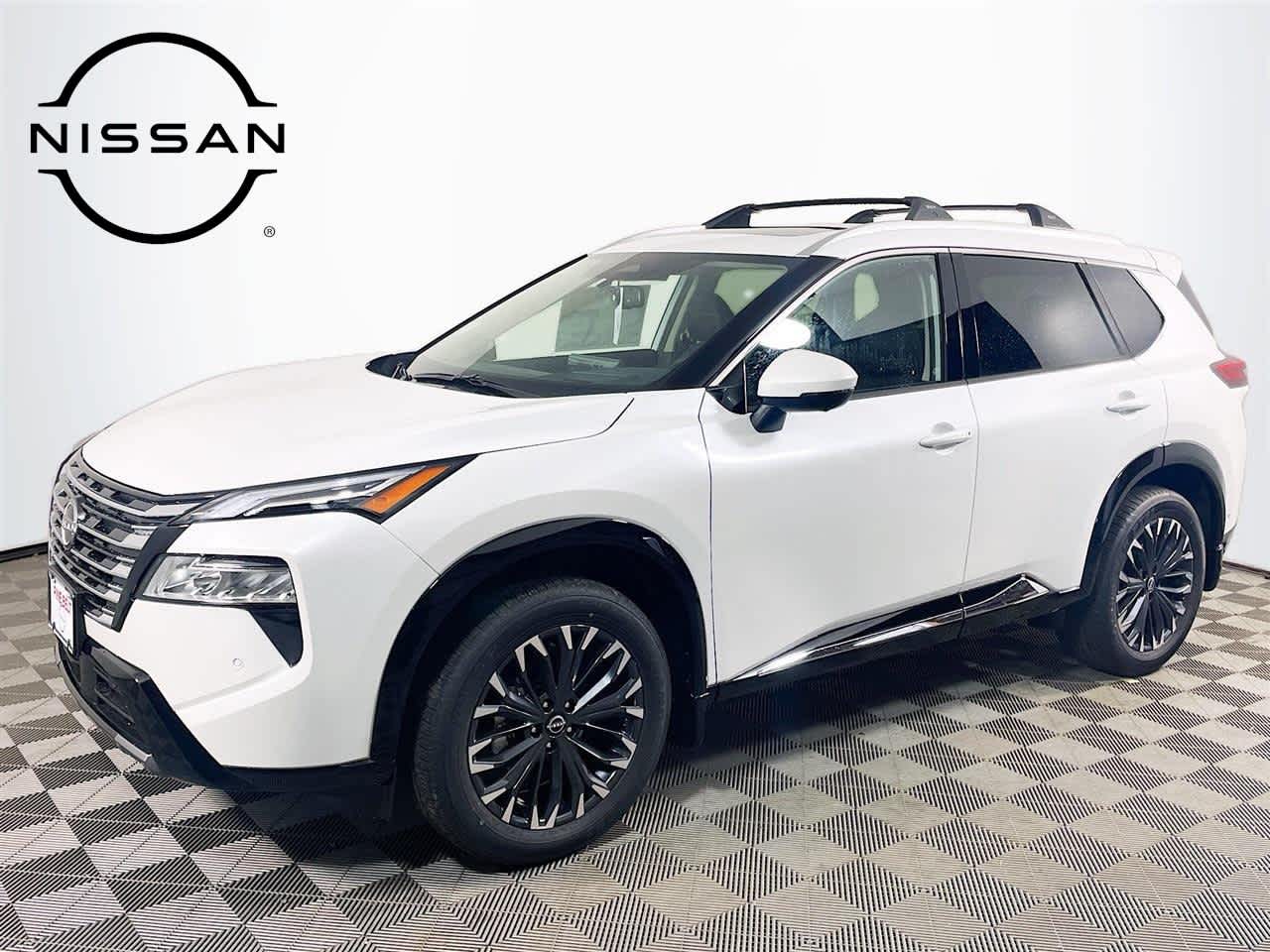 2026 Nissan Rogue Platinum's photo