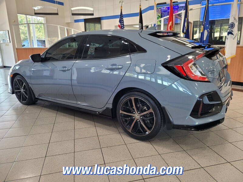 2021 Honda Civic Hatchback Sport Touring photo 6
