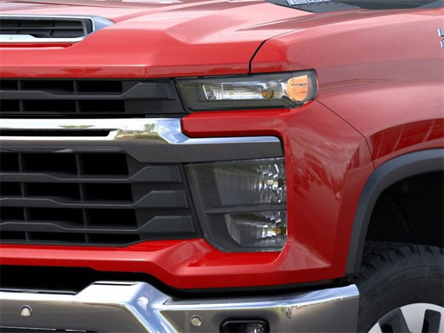 2025 Chevrolet Silverado LT photo 10