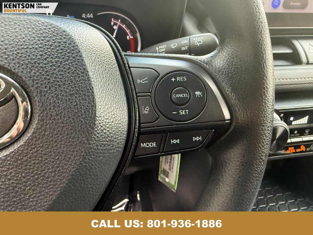 2024 Toyota RAV4 LE photo 17