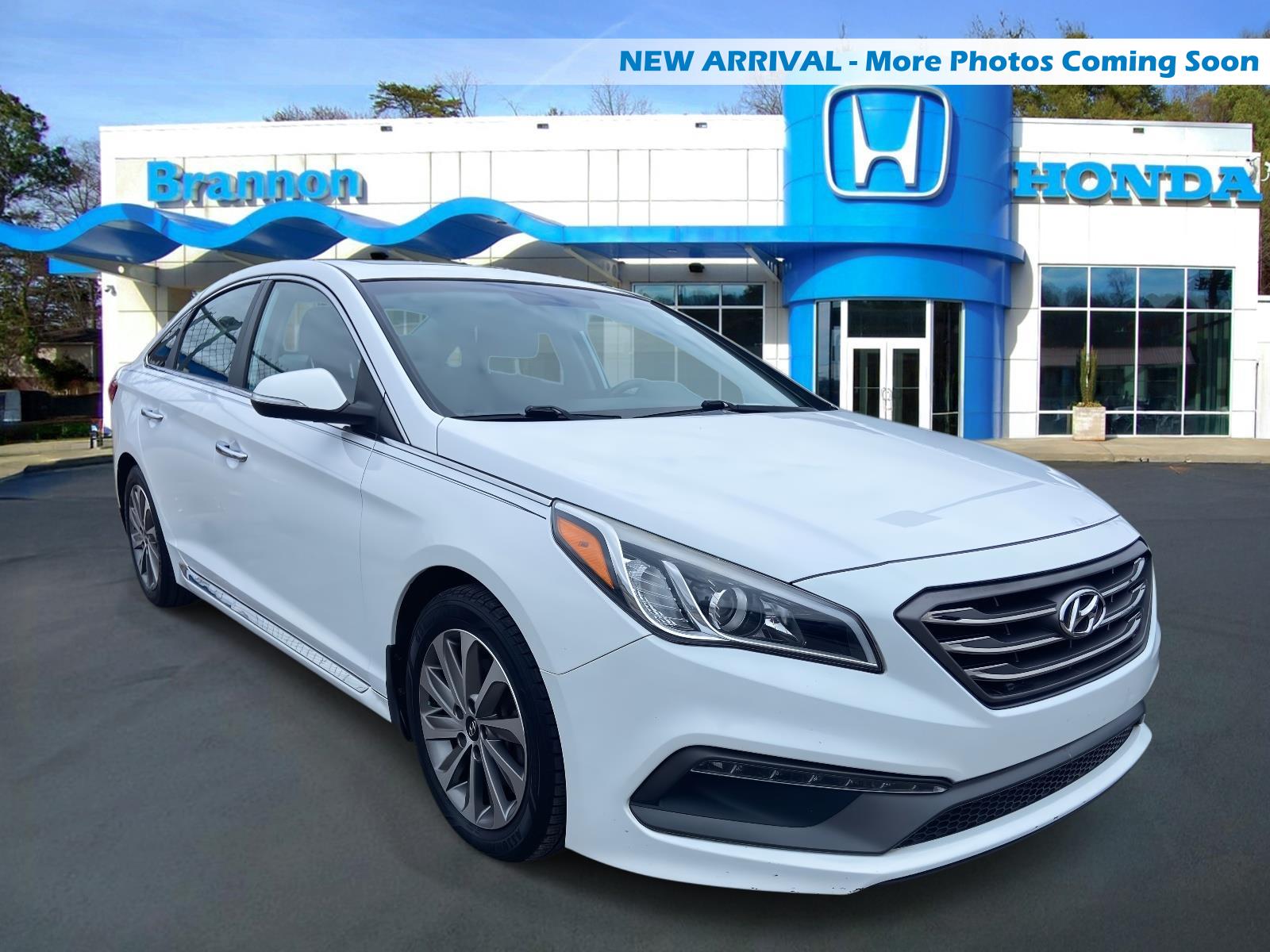2016 Hyundai Sonata Sport's photo