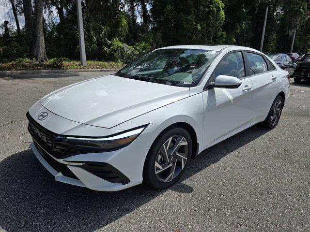 2025 Hyundai Elantra SEL Convenience photo 6
