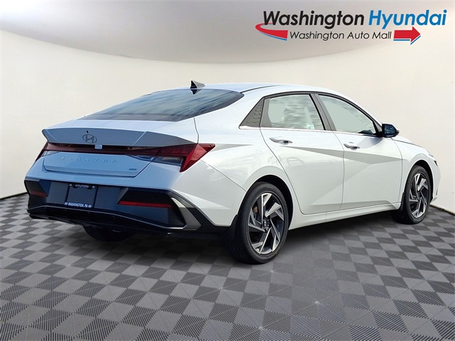 2025 Hyundai Elantra Hybrid Limited photo 5