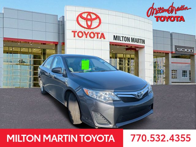 2014 Toyota Camry LE