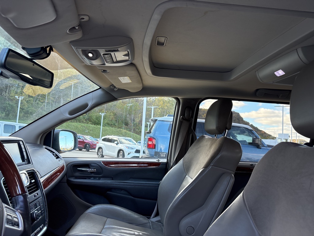 Used 2015 Chrysler Town & Country Limited Platinum with VIN 2C4RC1GG6FR710803 for sale in Winona, Minnesota