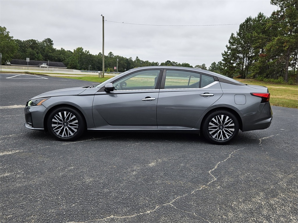 2023 Nissan Altima 2.5 SV photo 4