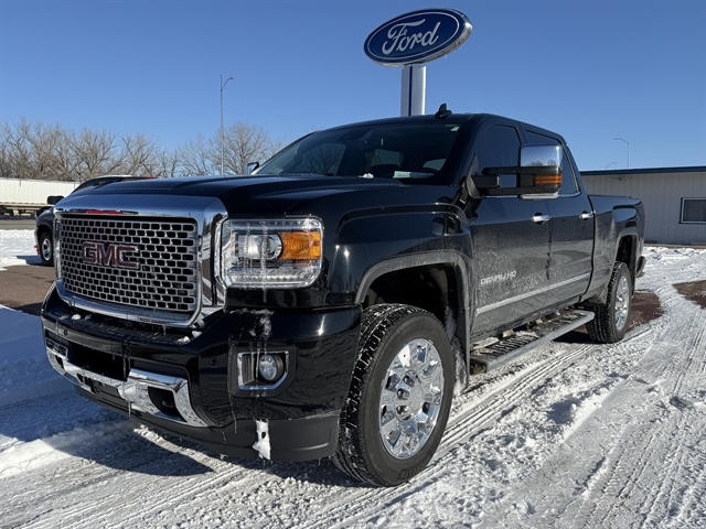2016 GMC Sierra 2500 Denali HD Denali's photo