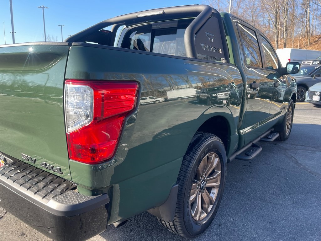 2024 Nissan Titan SV photo 4