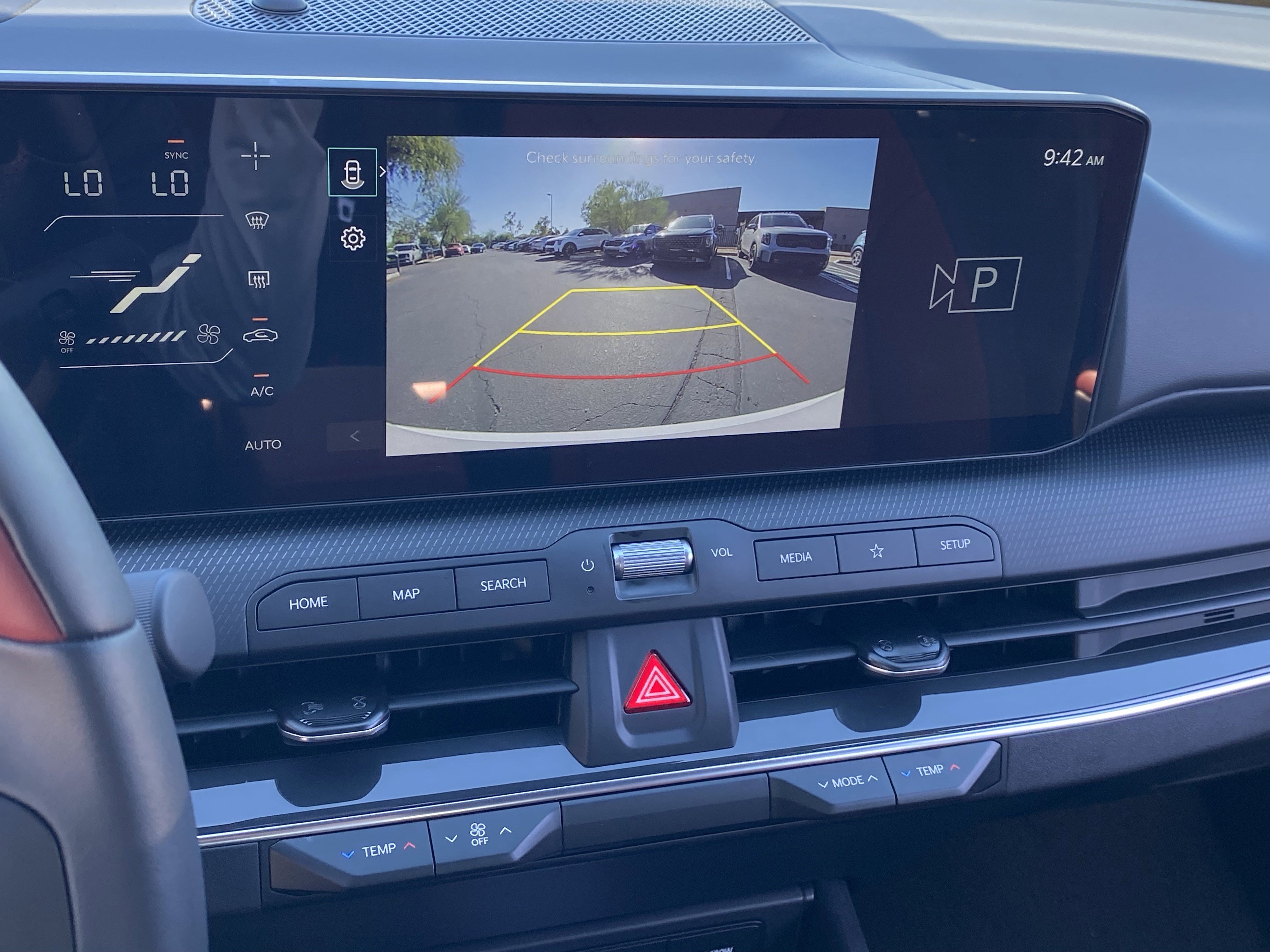 2025 Kia K4 GT-Line photo 3